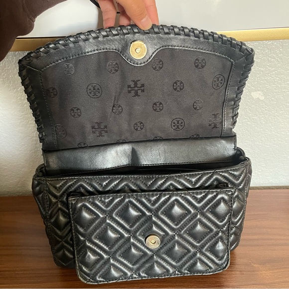 Tory Burch Marion Quilted Shoulder Bag - Picture 10 of 12